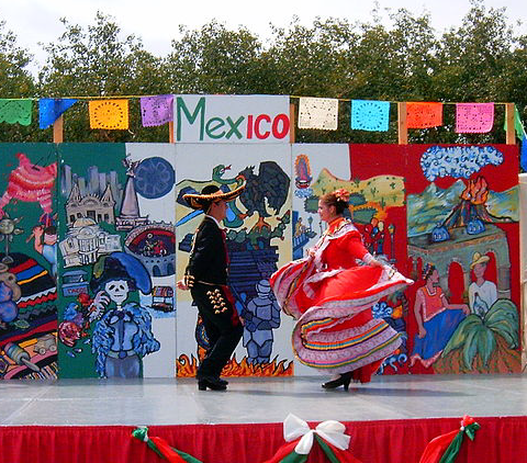 Mexican dancers